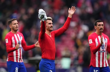 Alegría rojiblanca tras el pitido final.