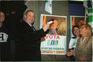 Inicio de la campaña electoral del año 2000. Jesús Gil fue alcalde de Marbella entre 1991 y 2002.