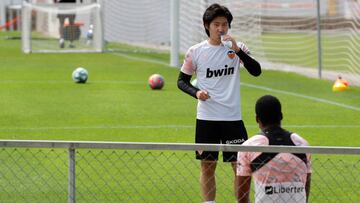 Kang-in Lee, con Kondogbia.