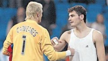 El madridista ha hecho 26 paradas más en Liga que Cañizares.