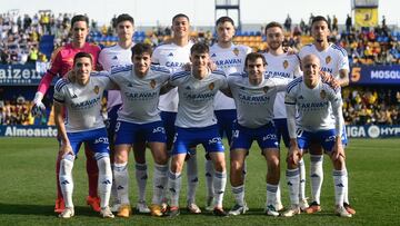 El once del Real Zaragoza en Santo Domingo: Edgar Badia, Jaume Grau, Mouriño, Lluís López, Marc Aguado y Maikel Mesa, en la fila de arriba, y Fran Gámez, Iván Azón, Francés, Francho y Mollejo, en la de abajo.