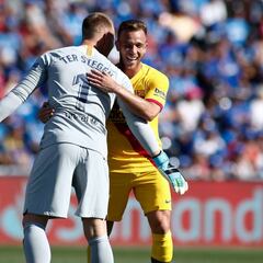 Suárez tira del carro