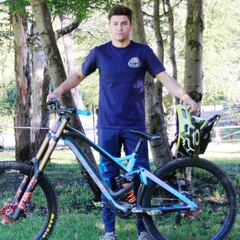 Los 12 participantes en Red Bull 'Del Cerro al Barrio'