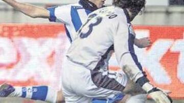 <b>CON CLASE. </b>Diego logró el 1-2 en el Reyno de Navarra con un gol de calidad y gran definición con la izquierda.