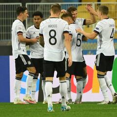 Alemania pide la hora ante una Ucrania en pañales