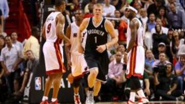 Plumlee le cierra la puerta a LeBron: los Nets barren a Miami