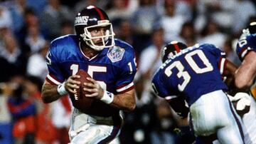 El quarterback fue campeón con los NY Giants en 1990 frente a los Buffalo Bills. 