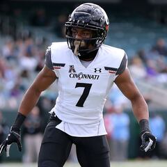 Coby Bryant y Chris Paul, las nuevas estrellas de la NFL