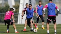 Ancelotti anuncia que James será titular ante el Granada