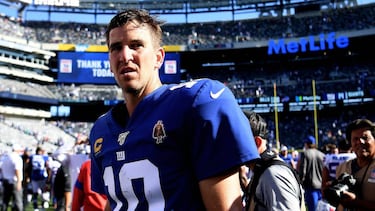 En esta columna Enrique Garay habla del final de grandes mariscales de campo en la NFL y cómo Eli Manning es un jugador más que se une a la lista.