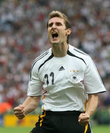 Selecci¨®n: Alemania | Goles: 5