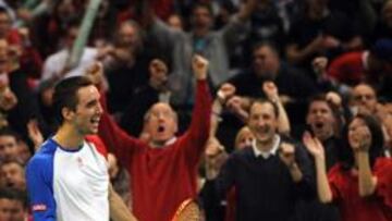 Serbia gana a Francia y consigue su primera Davis