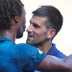 Djokovic sufre, pero mantiene su récord perfecto ante Monfils
