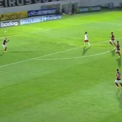 ¿No le avisaron? El doloroso error de Isla en el empate de Flamengo