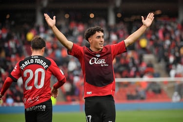 La camiseta está inspirada en una historia situada a comienzos de los años 2000, una etapa vibrante para el RCD Mallorca en la que el equipo destacaba por su carácter competitivo y por el talento de jugadores como Samuel Eto'o.