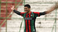 Palestino ganó un duelo clave y le metió presión a Colo Colo