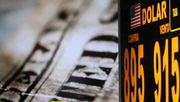 Santiago, 26 de septiembre de 2023
Precio del dolar se mantiene sobre los 900 pesos.
Jonnathan Oyarzun/Aton Chile