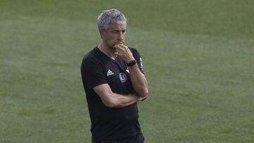 Setién en el entrenamiento.