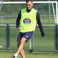 Garitano 'indulta' a Lucas y lo convoca para el Villa de Gijón