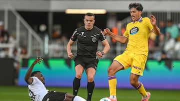 Pérez Hernández en el Burgos-Real Valladolid de la temporada 25-26.
