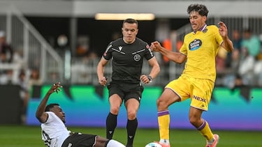 Pérez Hernández en el Burgos-Real Valladolid de la temporada 25-26.