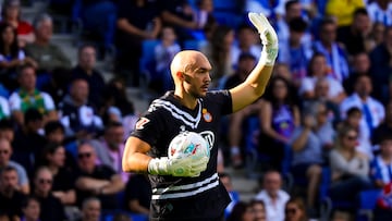 Dmitrovic: “Tenemos un buen colchón de puntos, pero no hemos de acomodarnos”