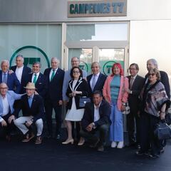 El Betis rinde homenaje a los campeones del 77