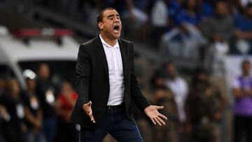 Leonardo González es el sustituto de Peseiro