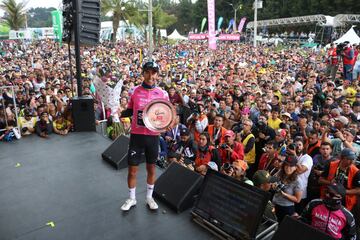 Miguel Ángel López se llevó el título y Nairo Quintana la última jornada. Los ciclistas colombianos entregaron un lindo espectáculo en el alto de Las Palmas.