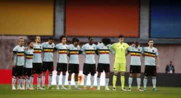 Minuto de silencio por las victimas del atentado en la capital belga