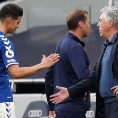 Ancelotti echa de menos a James y lo espera ante el United