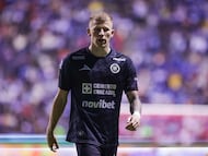 Mateusz Bogusz of Cruz Azul during the 15th round match between Puebla and Cruz Azul as part of the Liga BBVA MX, Torneo Apertura 2025 at Cuauhtemoc Stadium, on October 31, 2025 in Puebla, Mexico.