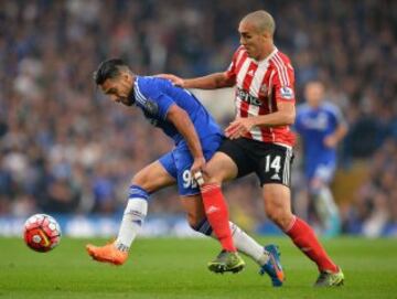 Falcao es titular en Inglaterra antes de sumarse a la Selección Colombia que debuta este jueves en las Eliminatorias al Mundial 2018.