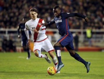 Jackson Martínez volvió a jugar  con el Atlético de Madrid en la victoria 2-0 sobre el Rayo 