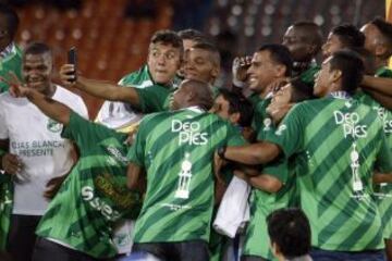 Deportivo Cali, campeón de la Liga Águila I-2015. Los de 'Pecoso' consiguieron la novena estrella del equipo verdiblanco.