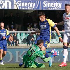 Ospina, presente en la victoria de Napoli sobre Hellas Verona