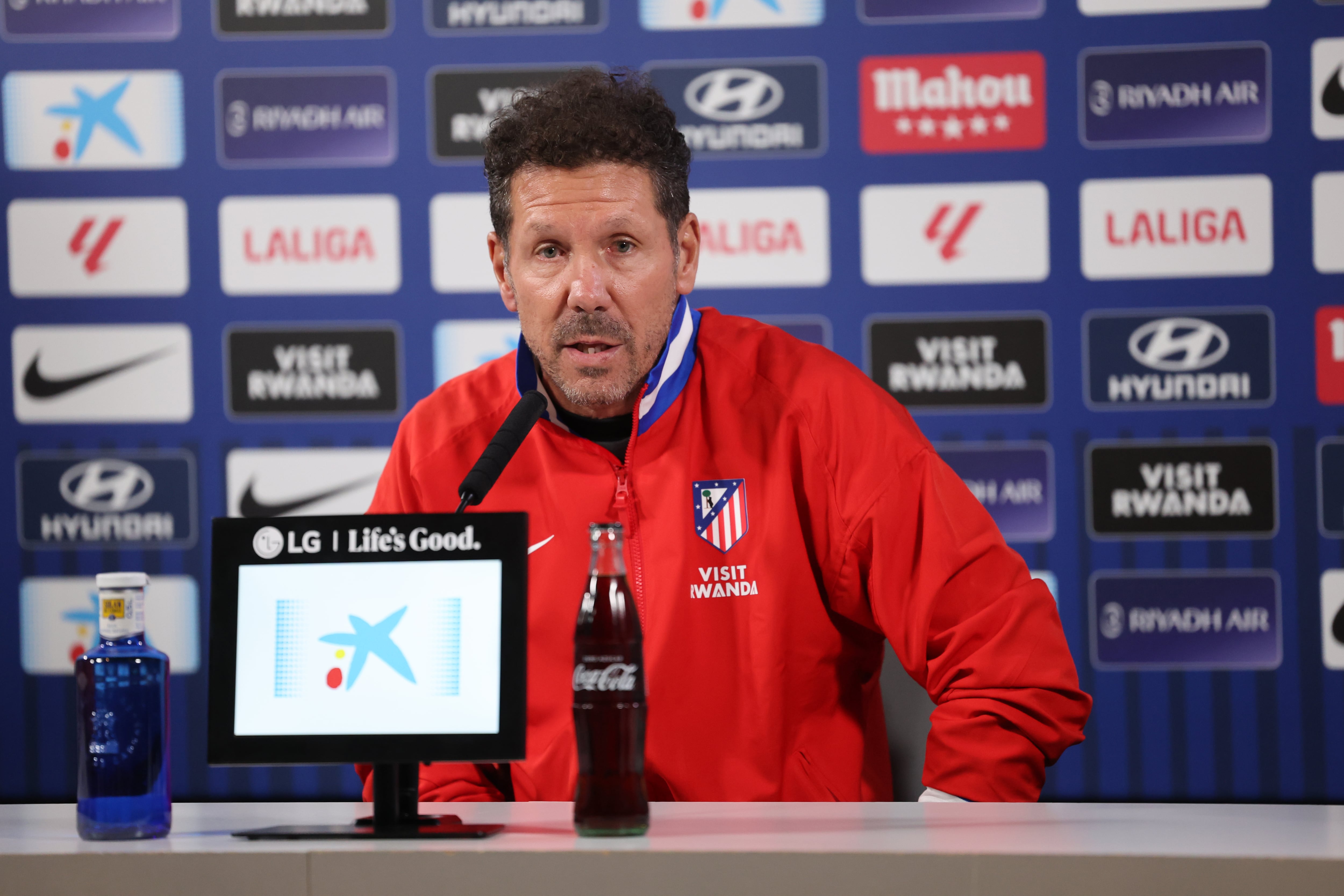 Simeone: “Oblak no va a participar, Giuliano va a estar convocado”
