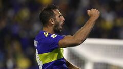 Boca Juniors' Carlos Izquierdoz celebrates after scoring against Rosario Central during the Argentine Professional Football League match at the Jose Amalfitani stadium in Buenos Aires, on February 20, 2022. (Photo by ALEJANDRO PAGNI / AFP)