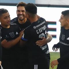 “Estoy muy cómodo”: Larrivey quiere ampliar su estadía en la U