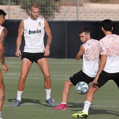 Valencia: Racic se marcha cedido al Famalicao portugués