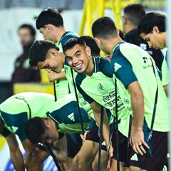 ¡En casa! Selección Mexicana llega a Toluca pese a dificultades en Honduras