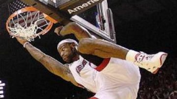 <strong>LEBRON, MVP.</strong>