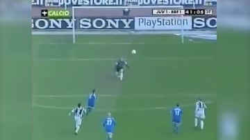 Un documento que Italia guarda como oro en paño: Pirlo, Baggio y un gol a la Juve de 'art déco'