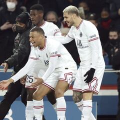 Mbappé vuelve a salvar los muebles al final