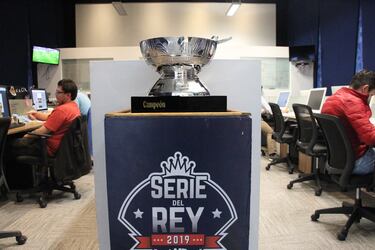 Leones y Acereros comienzan su camino en la Serie del Rey