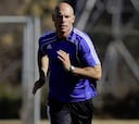 Howard Webb saca seis amarillas de media en el Mundial