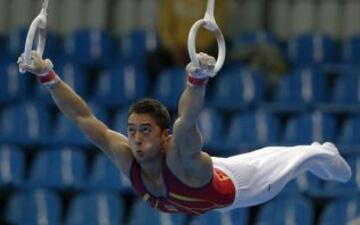 El español Rubén López durante su ejercicio de anillas.