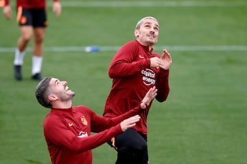 31/10/22 ENTRENAMIENTO ATLETICO DE MADRID 
RODRIGO DE PAUL ANTOINE GRIEZMANN 