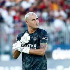 Reporte: Lesión de Keylor Navas complicaría su fichaje con el Napoli