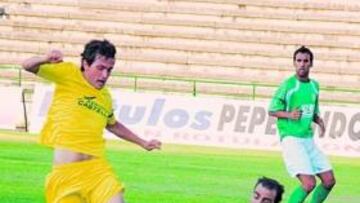 <b>FELIZ. </b>Valverde comprobó que Llorente sigue con olfato goleador.